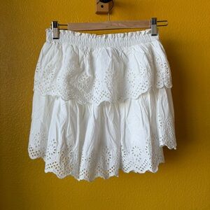 GAP 100% cotton white eyelet lace tiered ruffle miniskirt size small